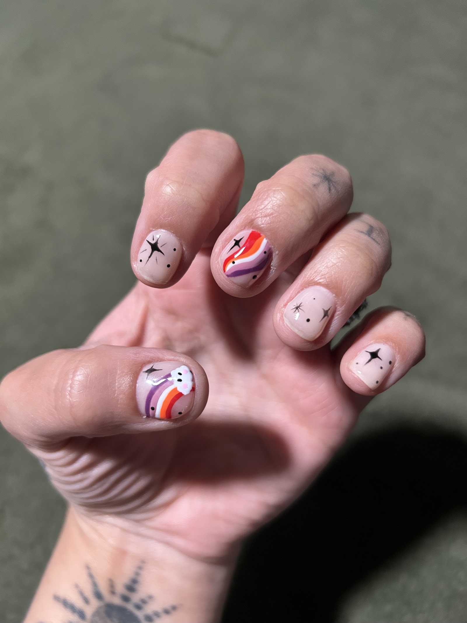 Ultra Vibe Nailz logo
